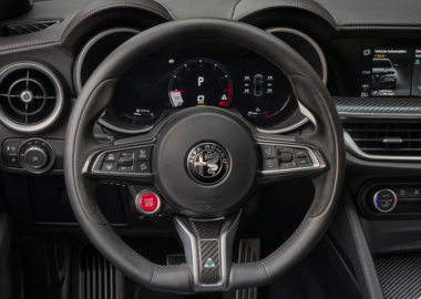 Stelvio-Quadrifoglio.3.jpg