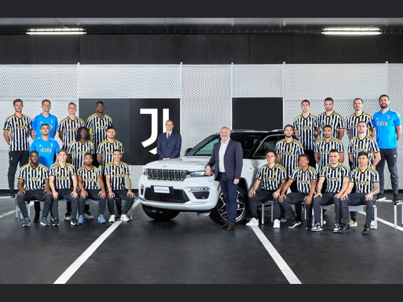 Juventus a bordo do Jeep® Grand Cherokee 4xe