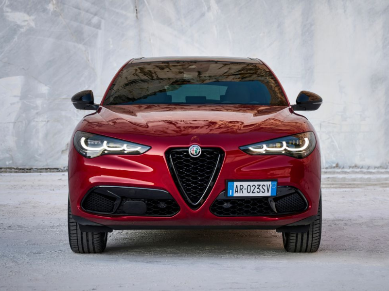 Alfa Romeo conquista o primeiro lugar entre as marcas premium de acordo com os resultados do J.D Power IQS