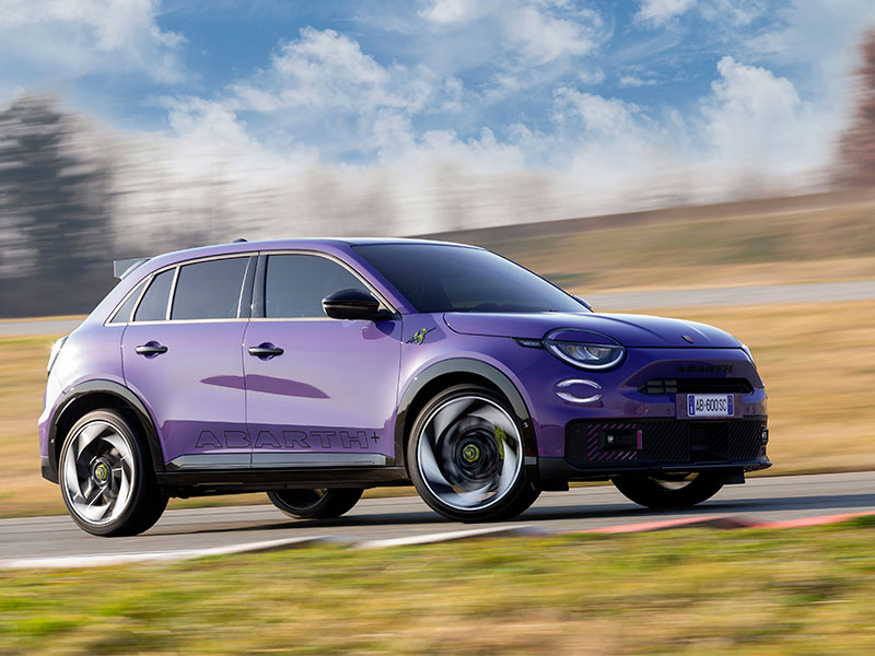 Abarth 600e: potência e emoção 100% elétrica