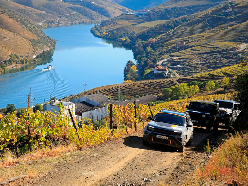 Gama Jeep® 4xe em destaque na 3.ª edição do Raid TT Douro