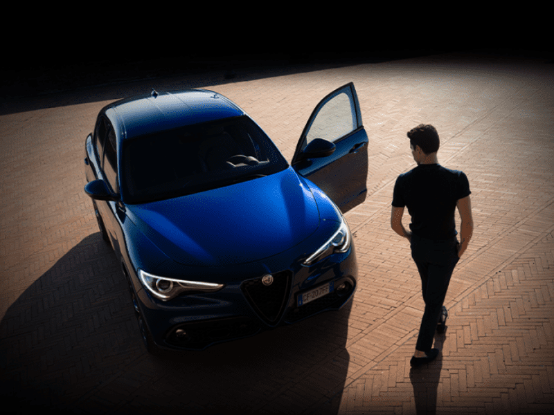 Alfa Romeo promove ação especial em dia dedicado aos seus clientes e fãs